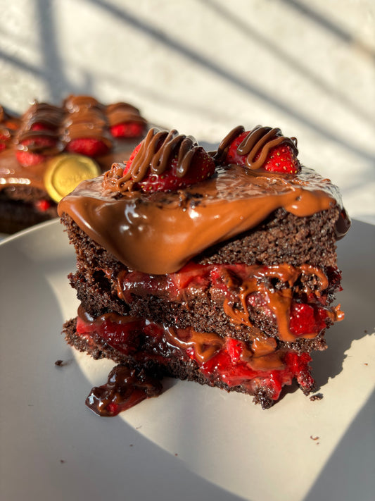 Strawberry Nutella Cake