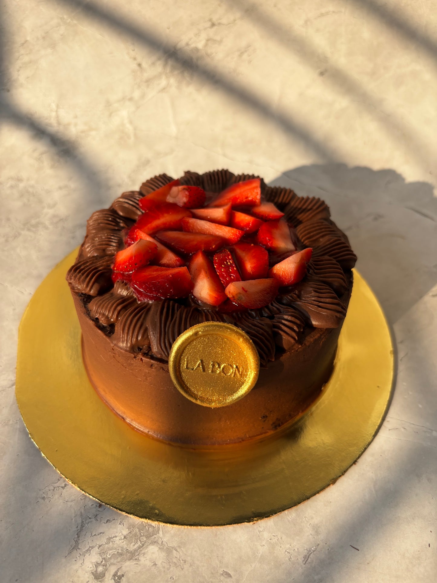 Milk Chocolate Strawberry Cake (Gluten free/Refined sugar free)