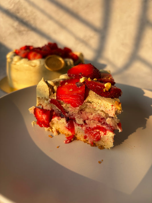 Strawberry Pistachio Cream Cheese Cake